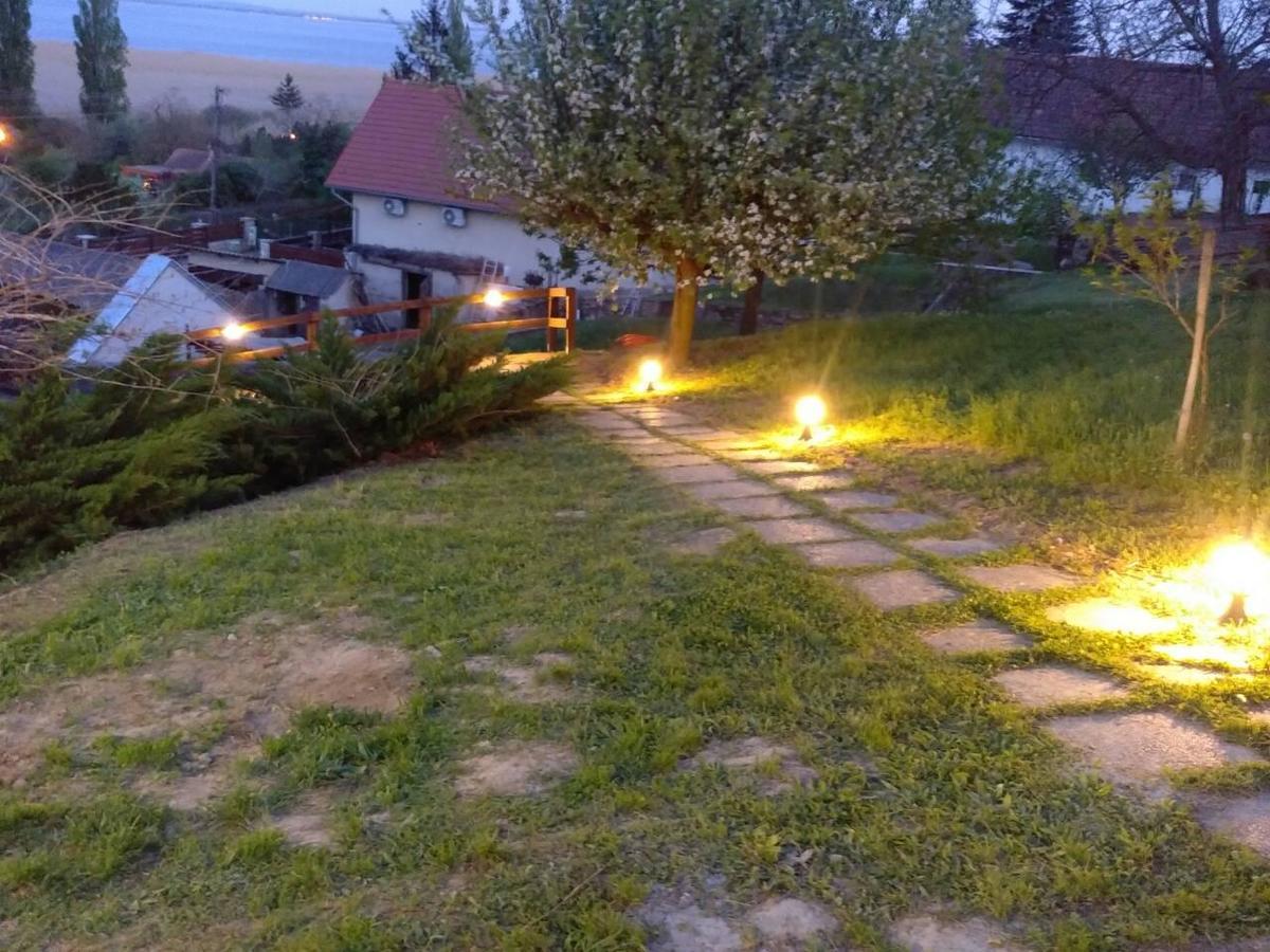 Szigligeti Panorama Apartmanhaz Eksteriør billede